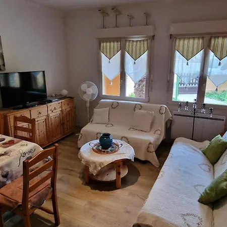 Apartment Jolie Avec Terrasse De Plain Pied 100 De La Mer, 2 Chambres, 2 Salle De Bain Et Cuisine Portiragnes